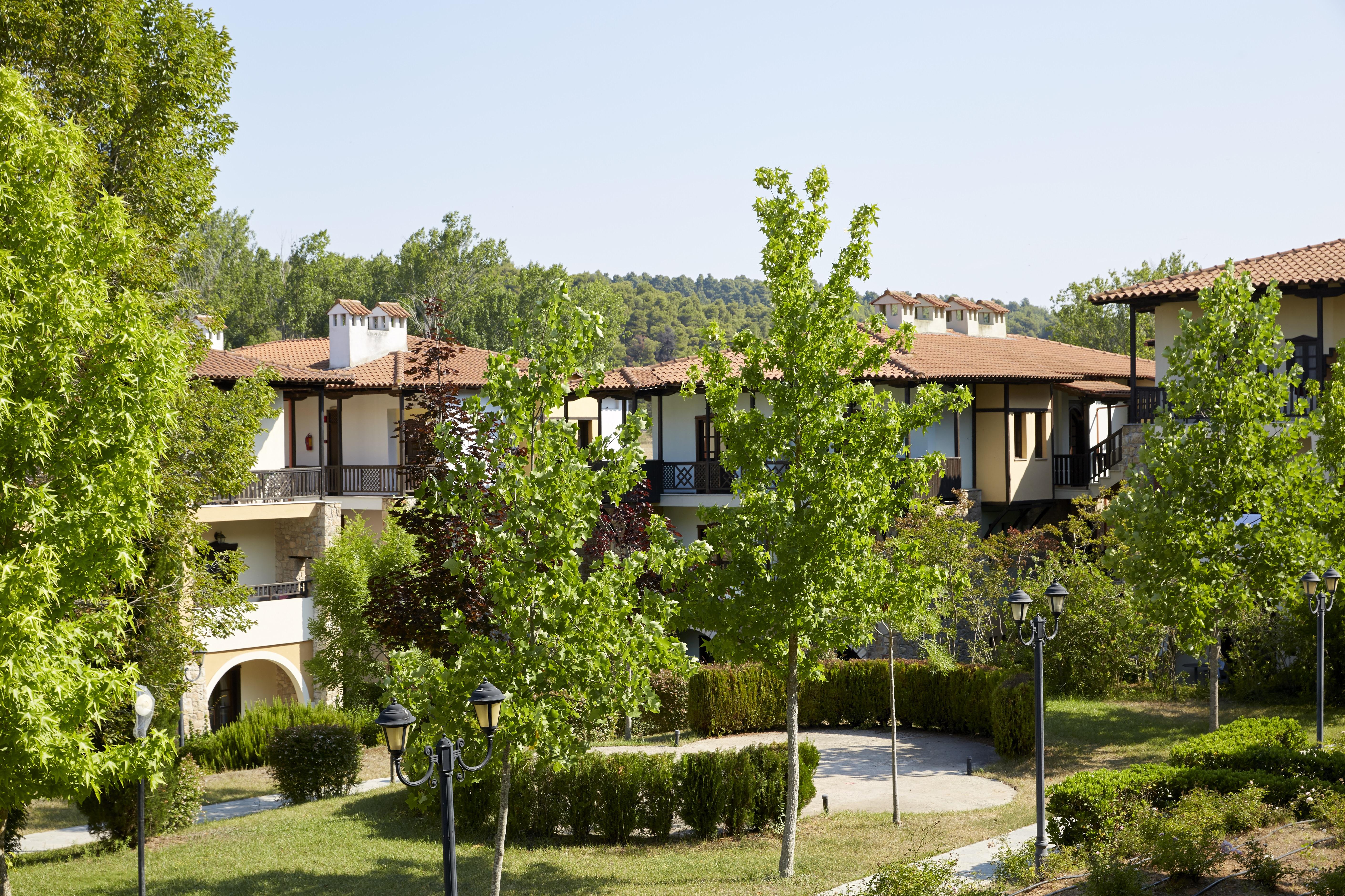 Simantro Beach Sani (Chalkidiki) Exterior foto The campus of the University of Patras