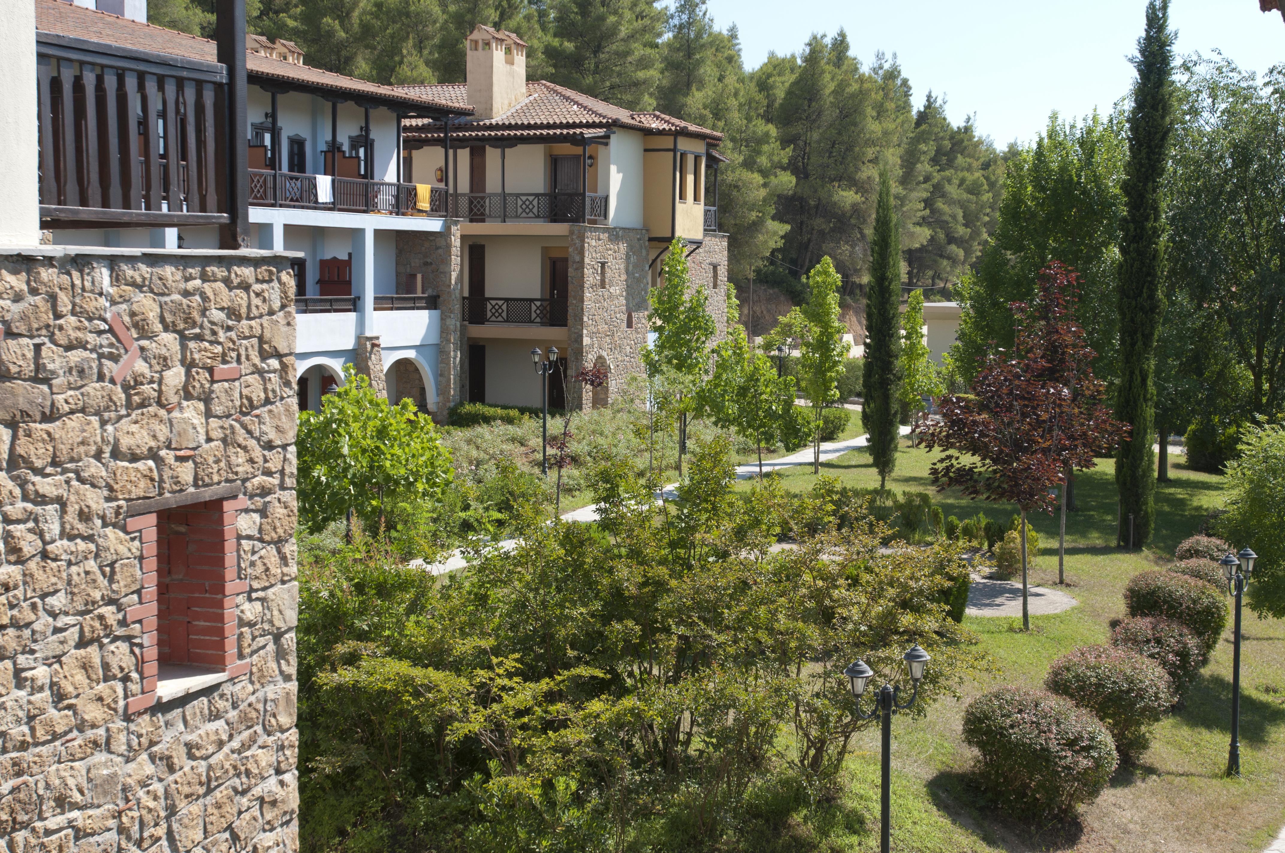 Simantro Beach Sani (Chalkidiki) Exterior foto The campus of the University of Patras